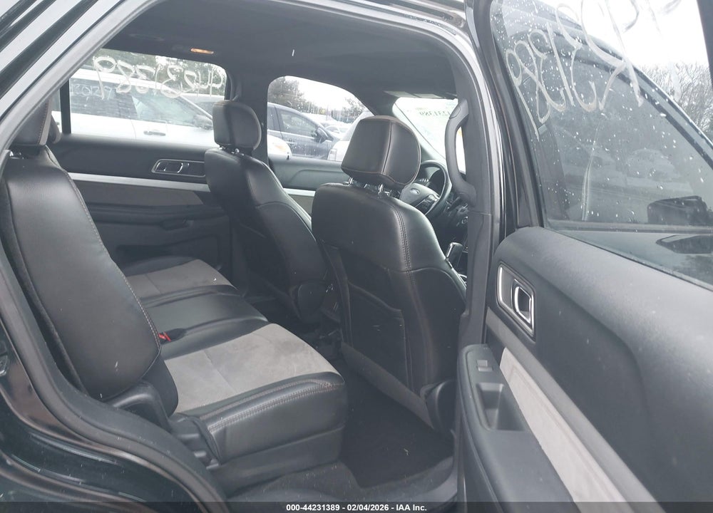 2017 FORD EXPLORER XLT VIN: 1FM5K8D89HGD96958