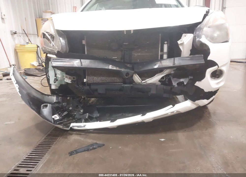 2014 NISSAN ROGUE SELECT S VIN: JN8AS5MT2EW616713