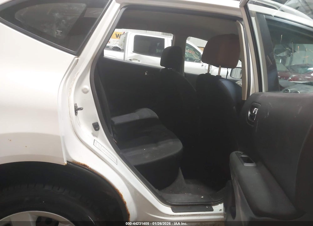 2014 NISSAN ROGUE SELECT S VIN: JN8AS5MT2EW616713