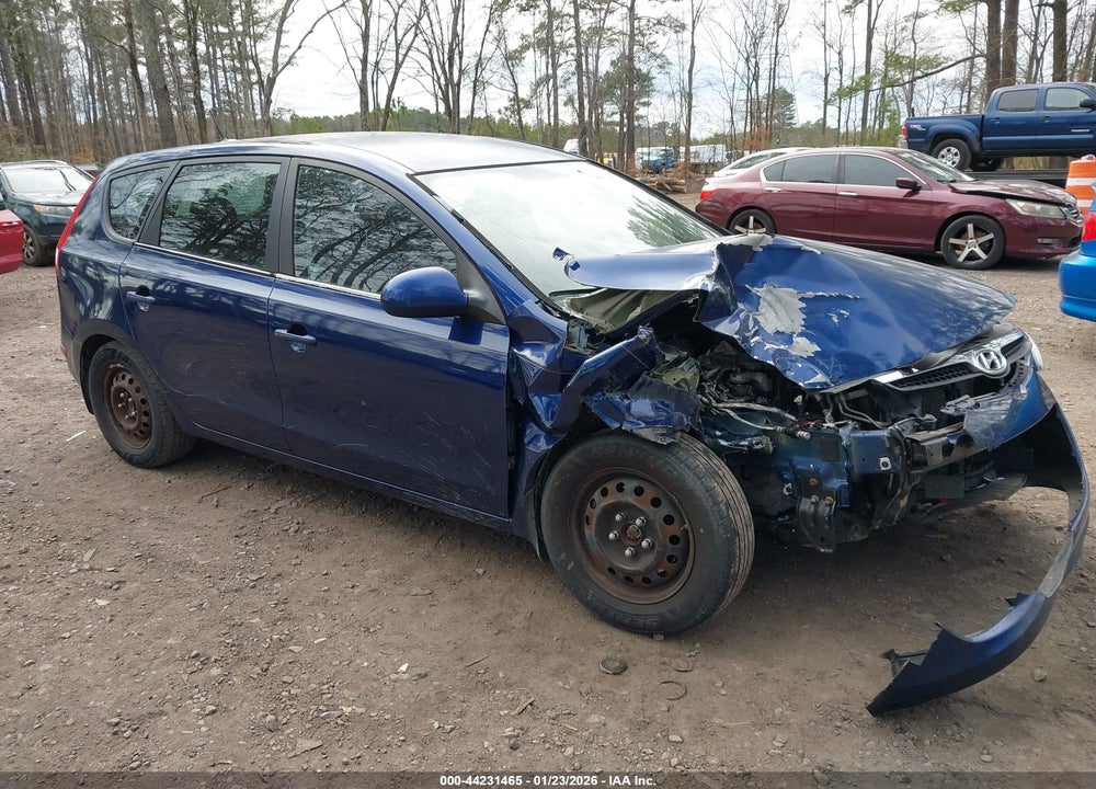 2011 HYUNDAI ELANTRA TOURING GLS VIN: KMHDB8AE3BU102677