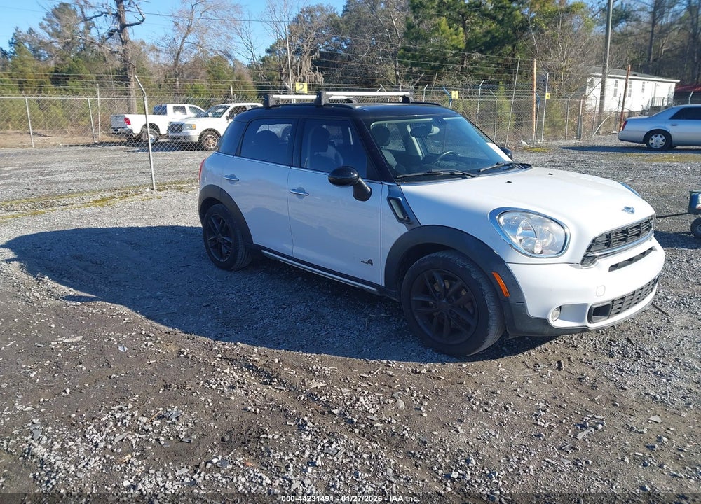 2016 MINI COUNTRYMAN COOPER S VIN: WMWZC5C58GWU03876
