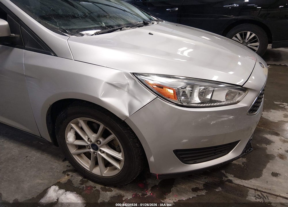 2018 FORD FOCUS SE VIN: 1FADP3F25JL224720