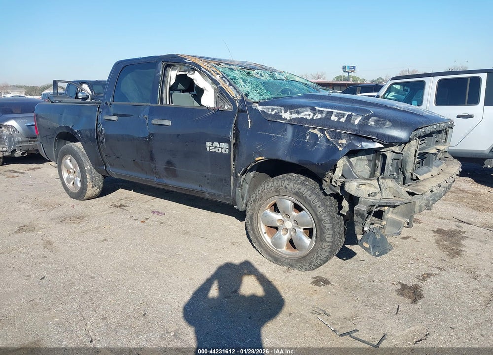 2017 RAM 1500 VIN: 1C6RR7KG4HS600205