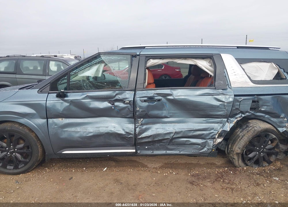2024 KIA CARNIVAL MPV SX VIN: KNDNE5H33R6345410