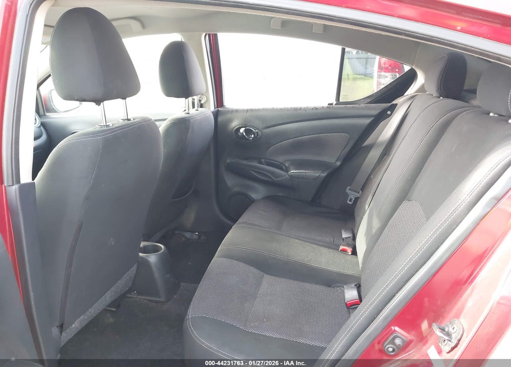 2018 NISSAN VERSA 1.6 SV VIN: 3N1CN7AP2JL880161