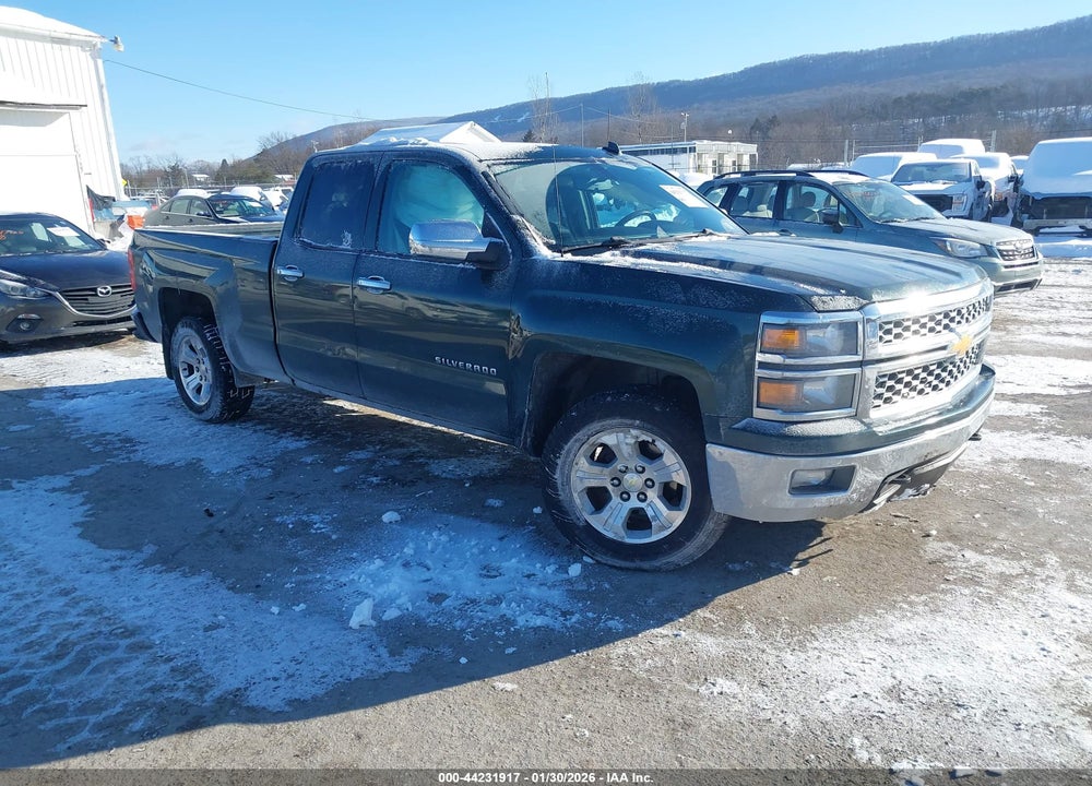 2014 CHEVROLET SILVERADO 1500 1LT VIN: 1GCVKREC4EZ392278