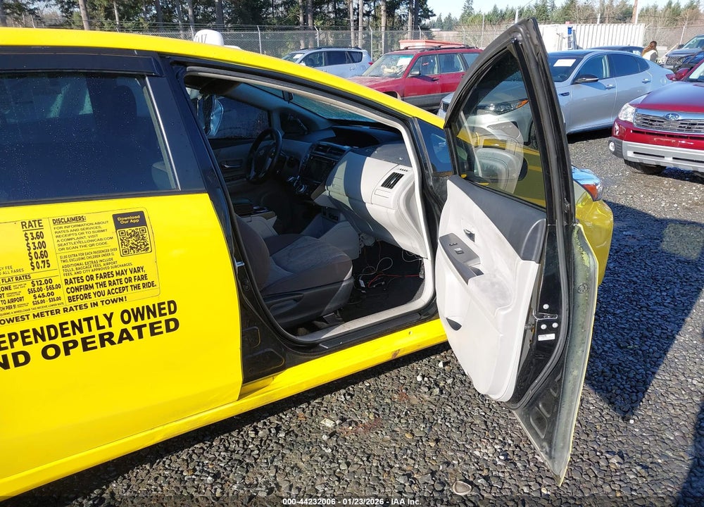 2017 TOYOTA PRIUS V TWO VIN: JTDZN3EU3HJ059099