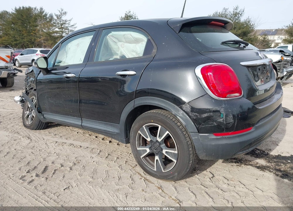2017 FIAT 500X POP AWD VIN: ZFBCFYAB1HP533359