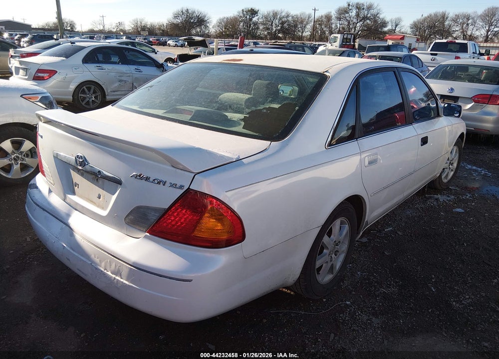 2002 TOYOTA AVALON XLS VIN: 4T1BF28B52U196887