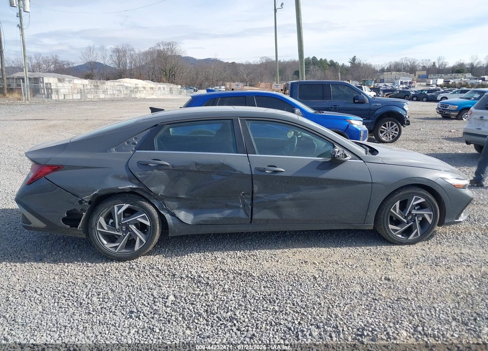 2025 HYUNDAI ELANTRA SEL CONVENIENCE VIN: KMHLS4DG3SU074333