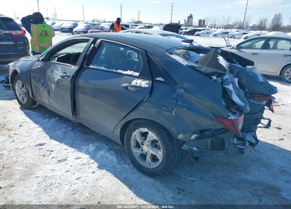 2022 HYUNDAI ELANTRA SE VIN: KMHLL4AG9NU316581