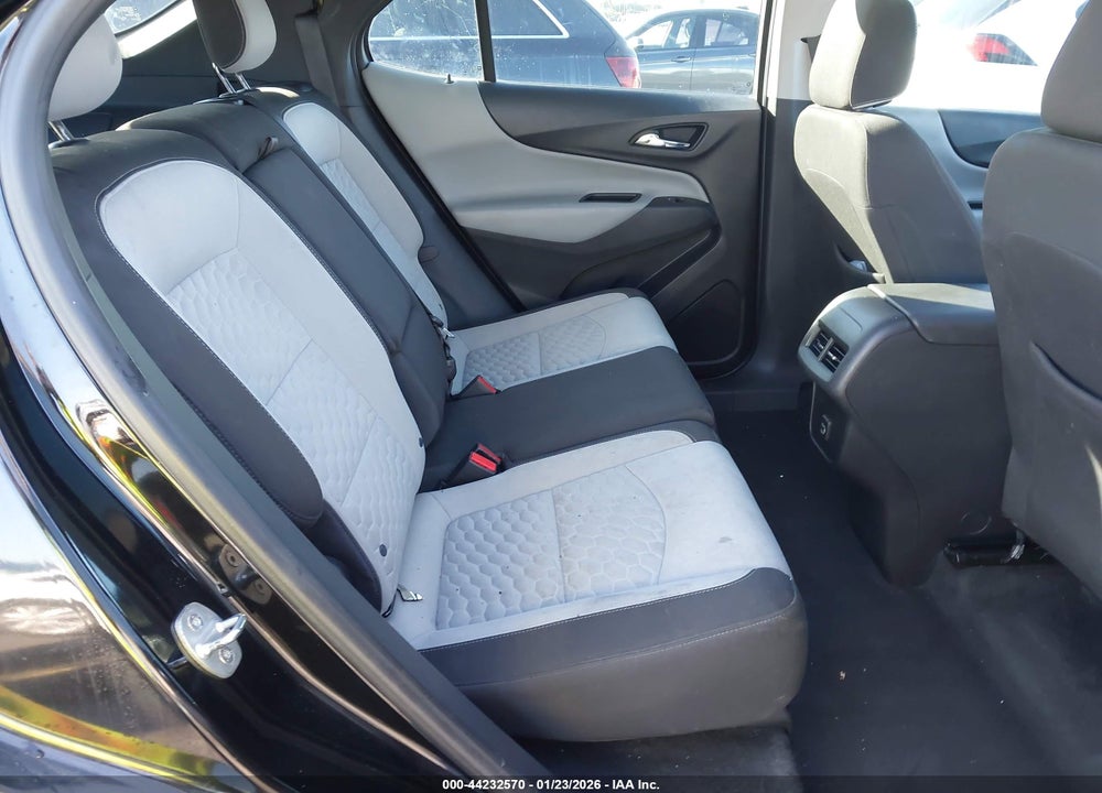 2019 CHEVROLET EQUINOX LS VIN: 3GNAXHEV0KL367836