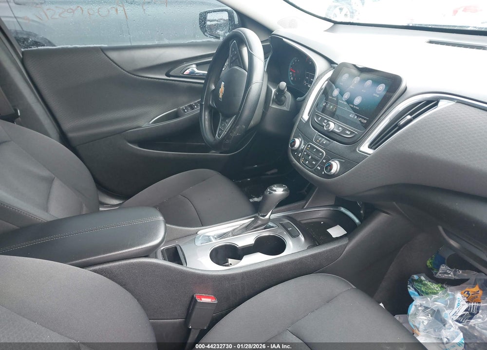 2020 CHEVROLET MALIBU FWD LT VIN: 1G1ZD5ST8LF123944