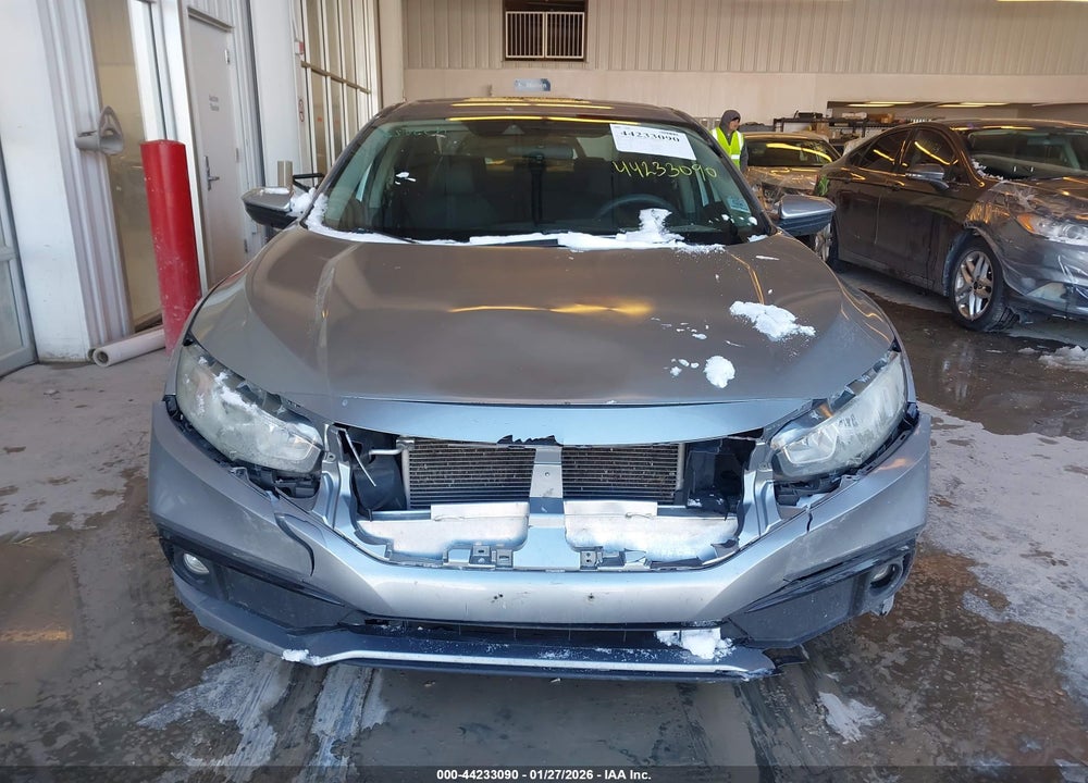 2019 HONDA CIVIC LX VIN: 19XFC2F66KE001642