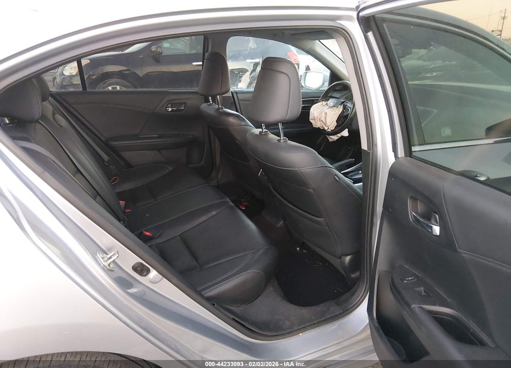 2016 HONDA ACCORD TOURING VIN: 1HGCR3F96GA017563