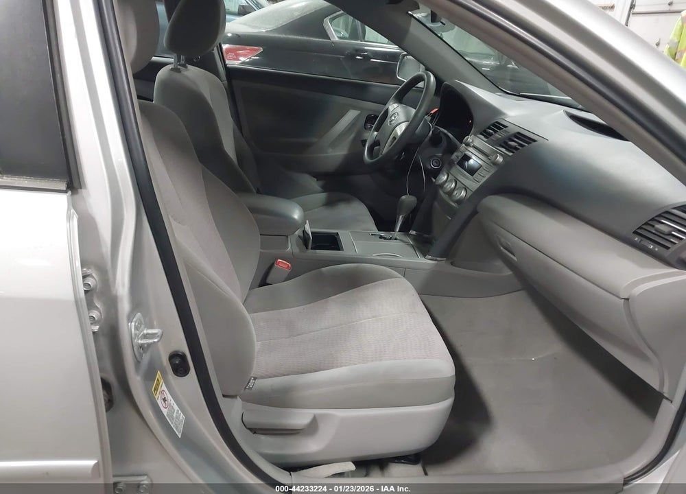 2011 TOYOTA CAMRY LE VIN: 4T1BF3EK1BU231855