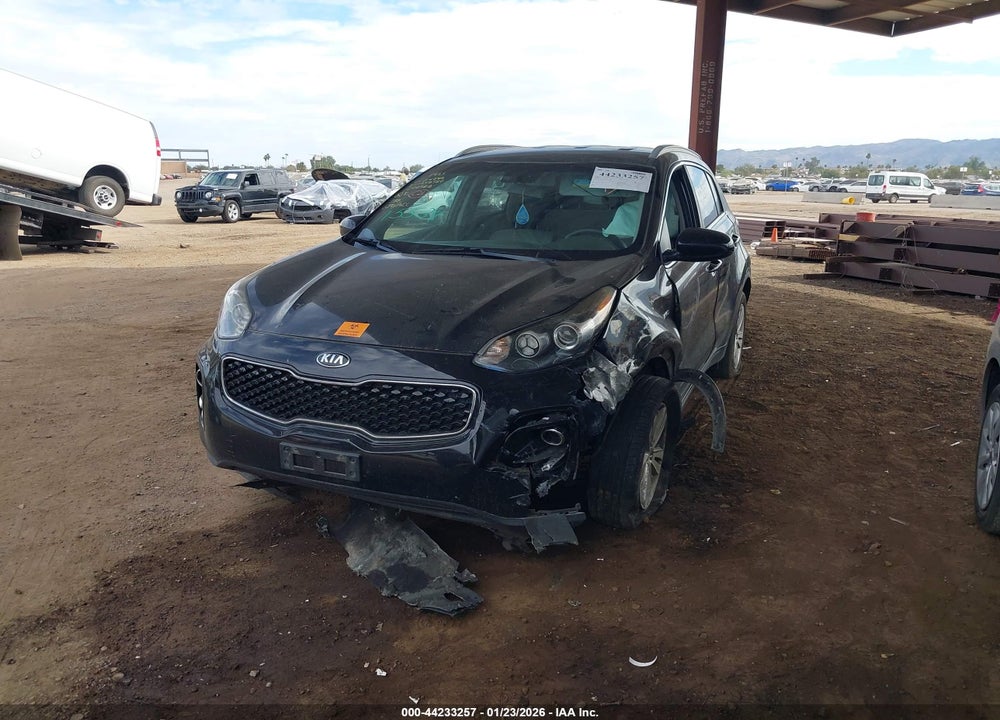 2017 KIA SPORTAGE LX VIN: KNDPMCAC9H7271588