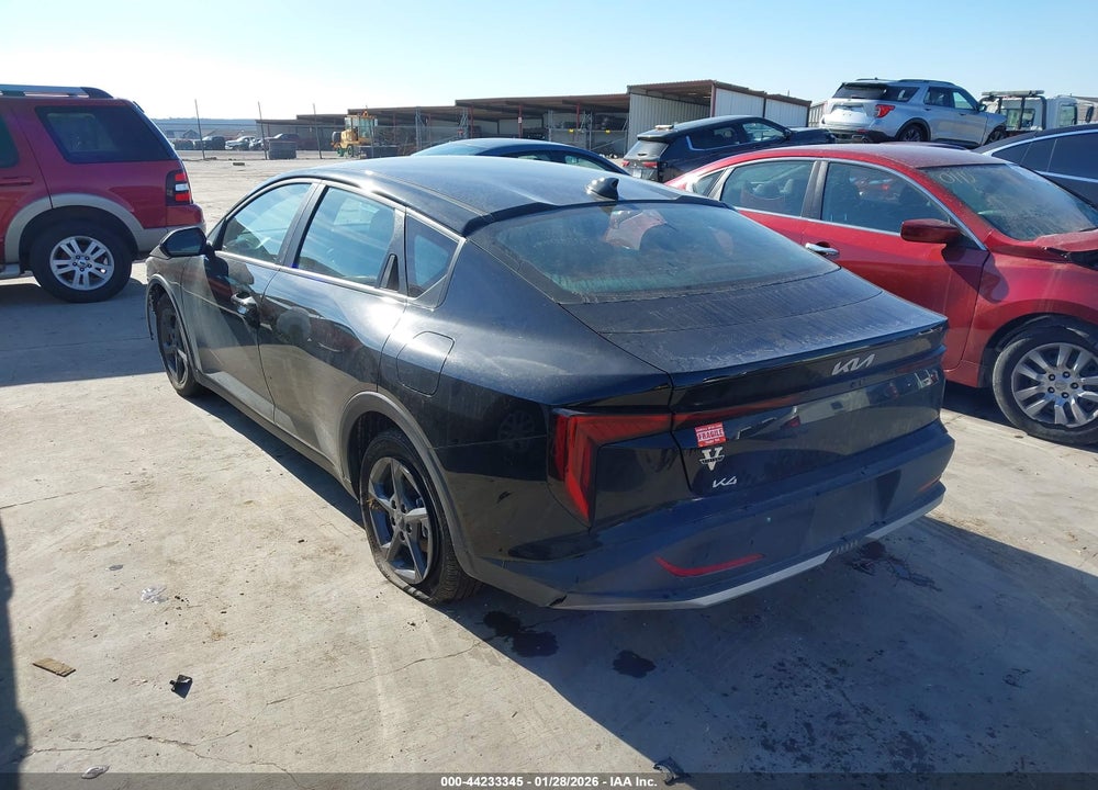 2025 KIA K4 LXS VIN: 3KPFT4DE2SE191025