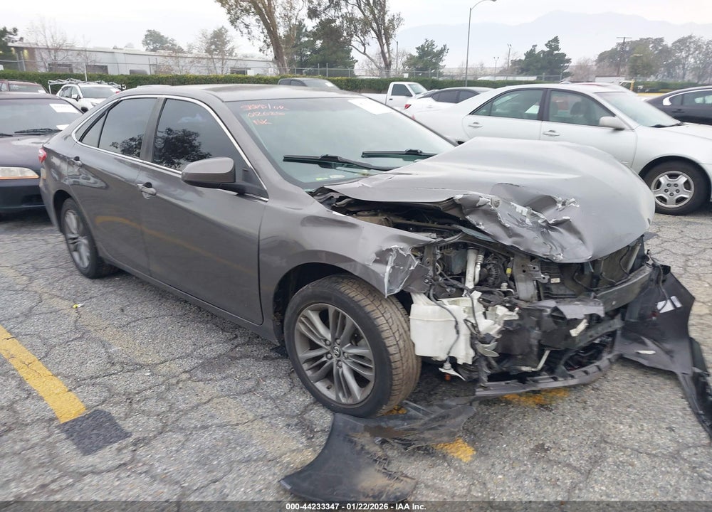 2016 TOYOTA CAMRY SE VIN: 4T1BF1FKXGU166143