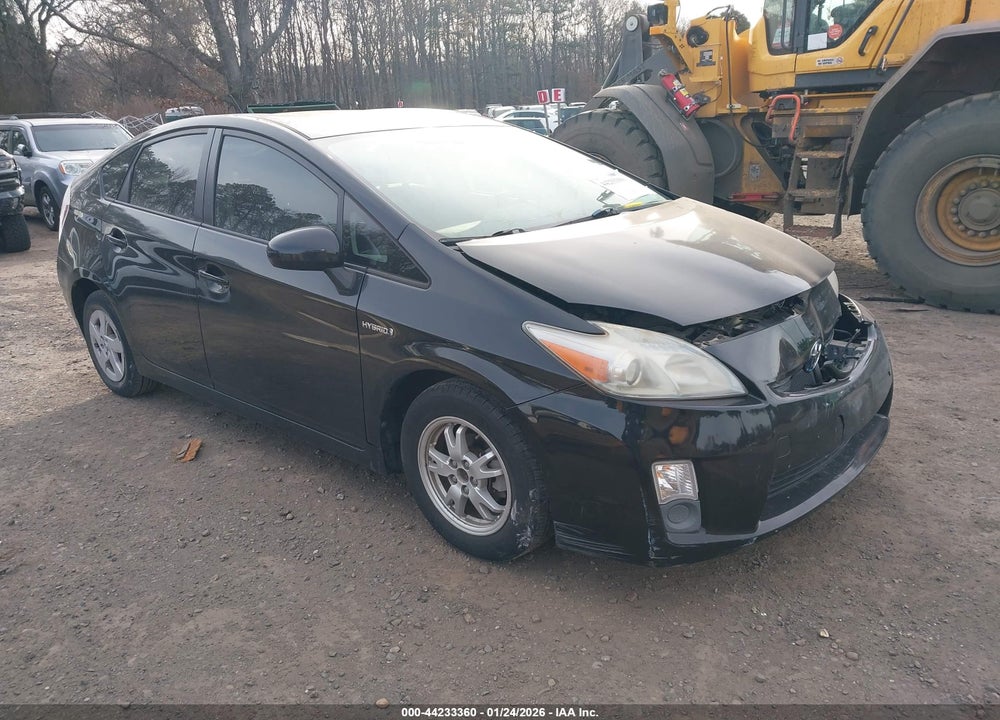 2011 TOYOTA PRIUS TWO VIN: JTDKN3DU1B0301369