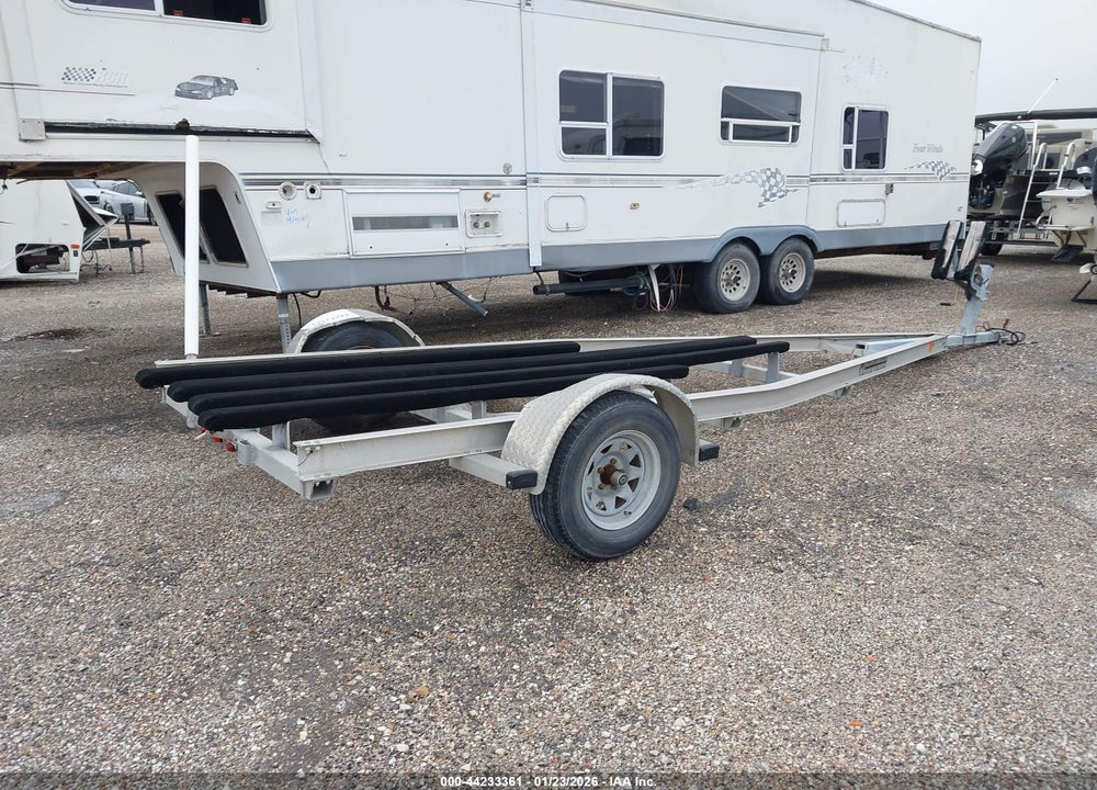 1986 MCCLAIN INDUSTRIES S-TRL VIN: 4LYBA201XGH000395