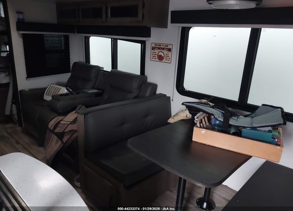 2023 VENTURE SPORTTREK VIN: 4EZT13227P8090557