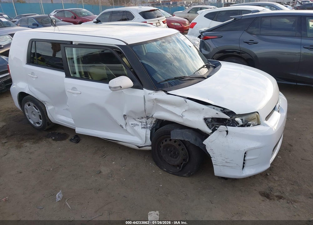 2014 SCION XB VIN: JTLZE4FEXEJ054947