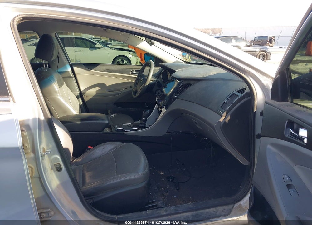 2013 HYUNDAI SONATA GLS VIN: 5NPEB4AC3DH524803