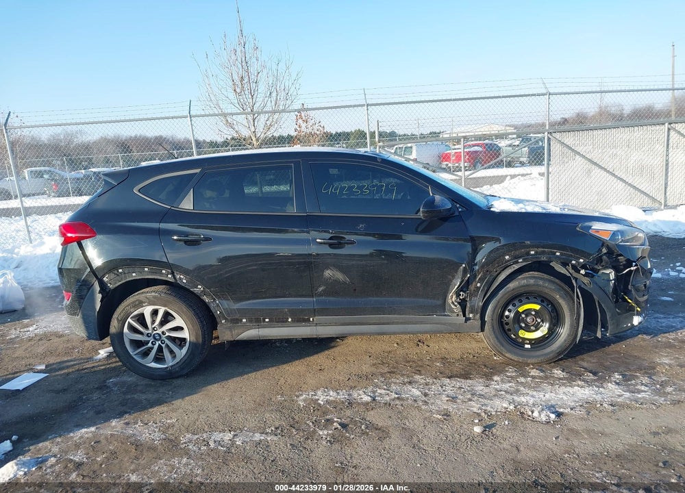 2018 HYUNDAI TUCSON SE VIN: KM8J2CA4XJU702317