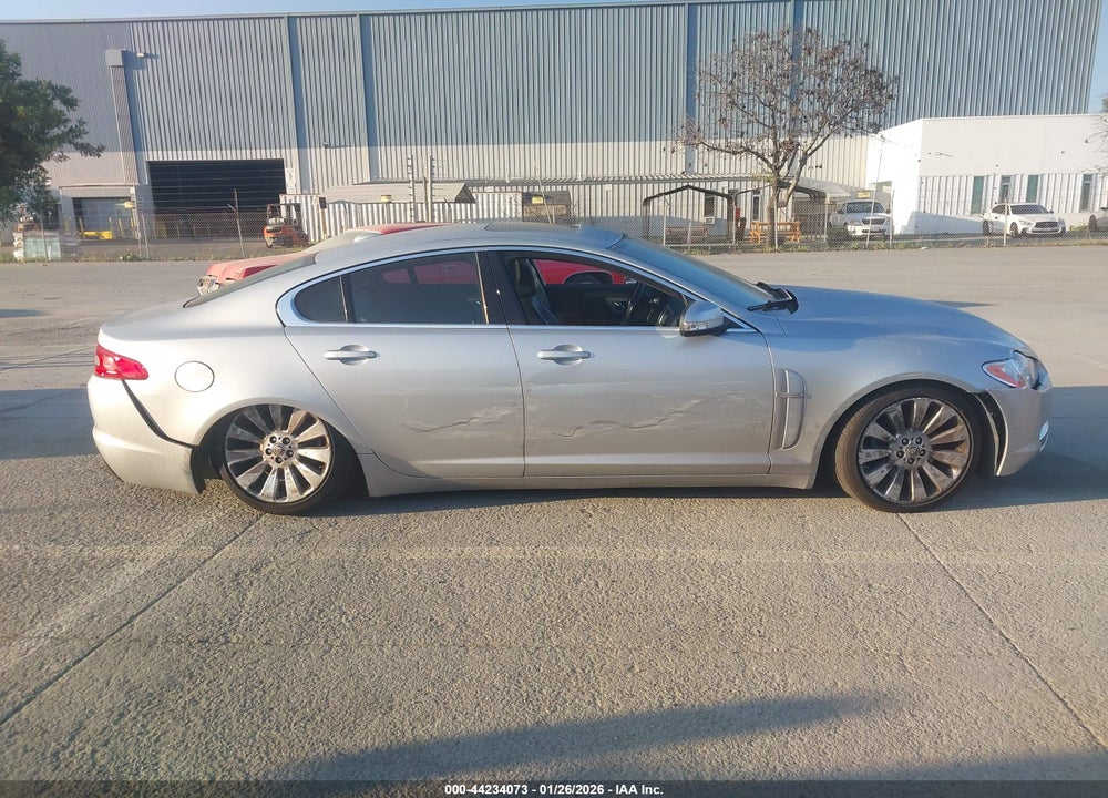 2009 JAGUAR XF LUXURY VIN: SAJWA05B09HR10426