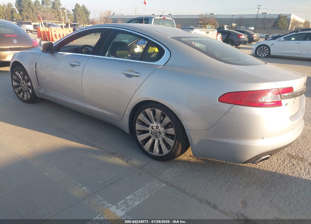 2009 JAGUAR XF LUXURY VIN: SAJWA05B09HR10426