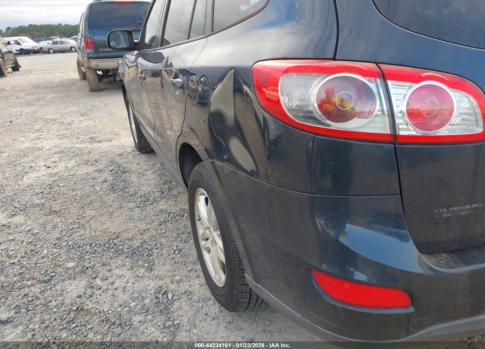 2011 HYUNDAI SANTA FE GLS VIN: 5XYZG3AB2BG026066