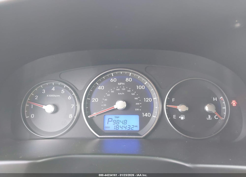 2011 HYUNDAI SANTA FE GLS VIN: 5XYZG3AB2BG026066