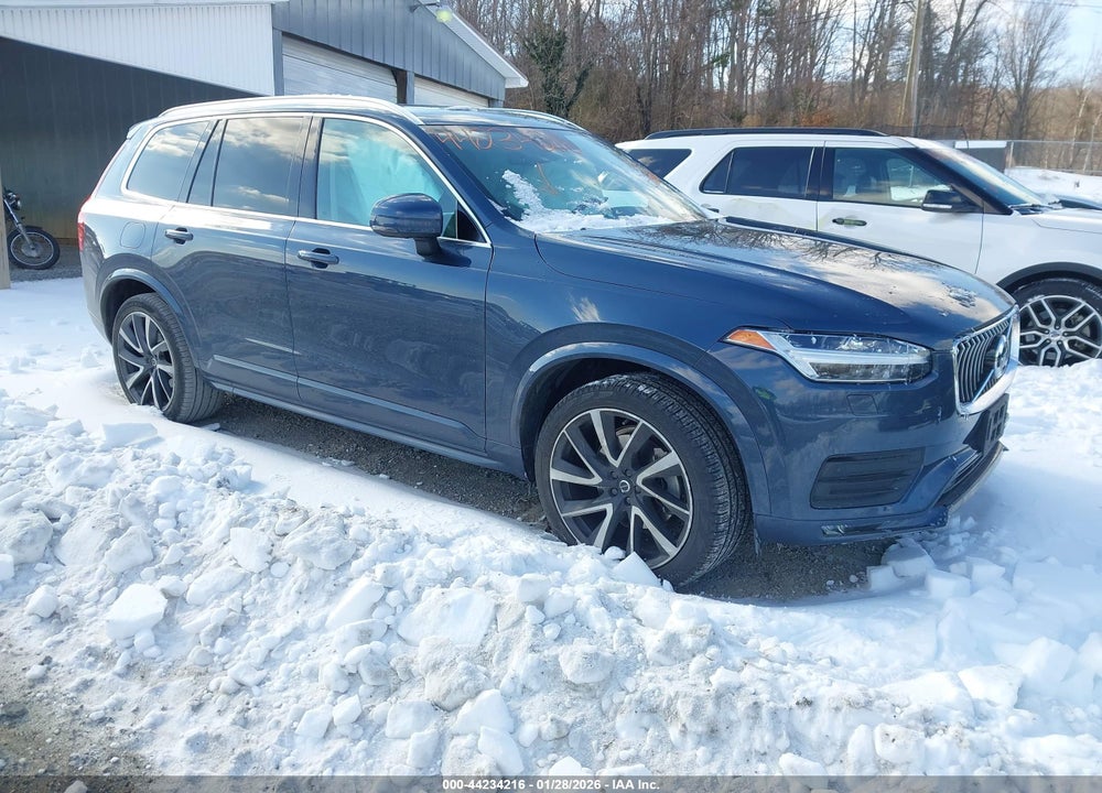 2022 VOLVO XC90 T6 MOMENTUM 7 PASSENGER VIN: YV4A22PK0N1794255