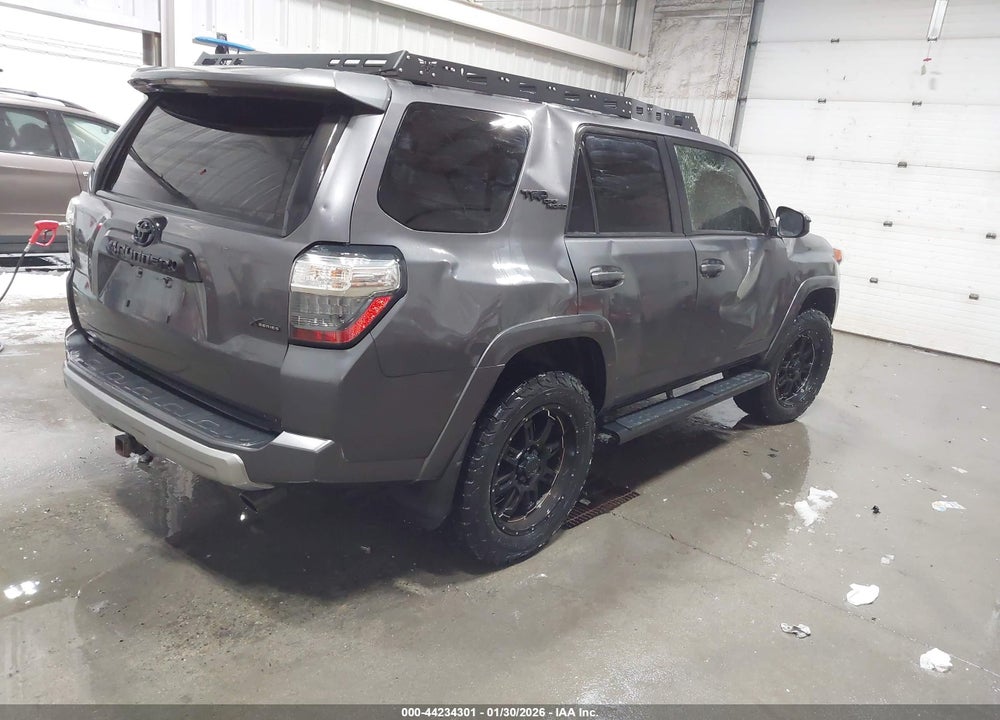 2020 TOYOTA 4RUNNER TRD OFF ROAD VIN: JTEBU5JR4L5793751