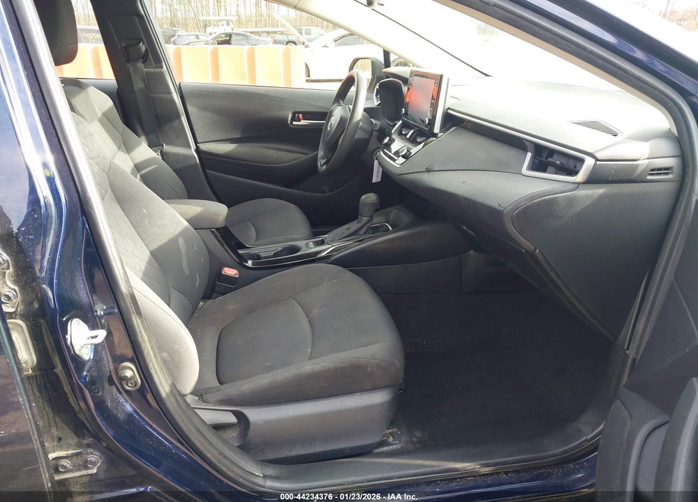 2020 TOYOTA COROLLA LE VIN: JTDEPRAE8LJ103780