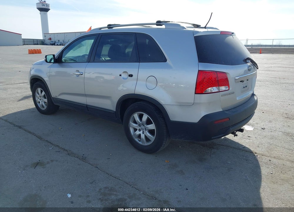 2012 KIA SORENTO LX VIN: 5XYKTDA68CG303407