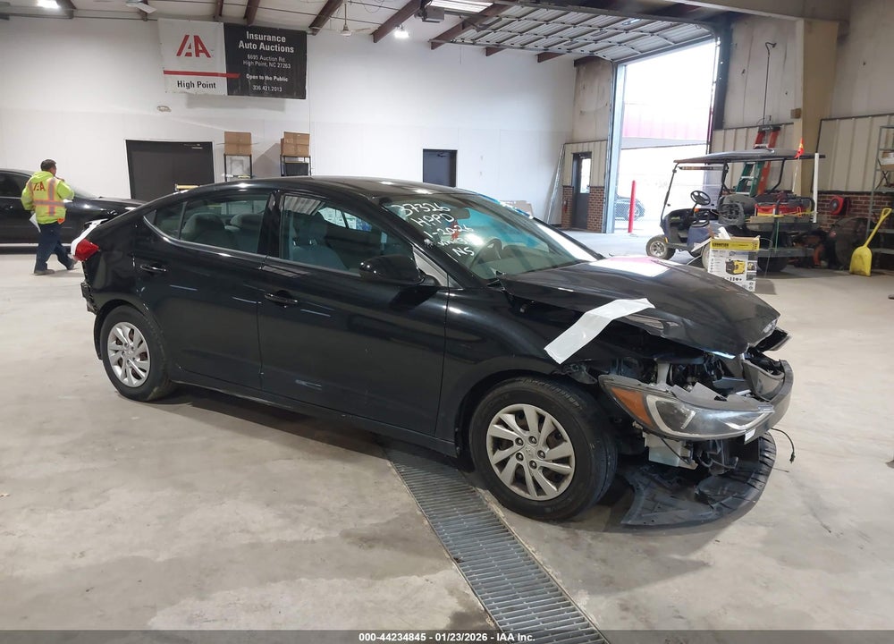 2017 HYUNDAI ELANTRA SE VIN: 5NPD74LF1HH193083
