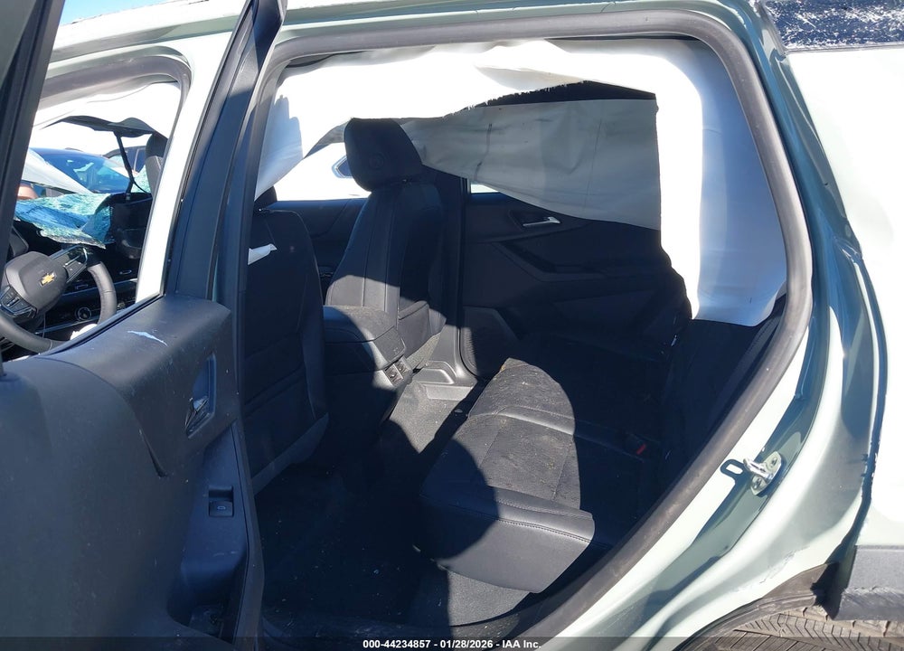 2026 CHEVROLET EQUINOX FWD LT VIN: 3GNAXHEG8TL325109