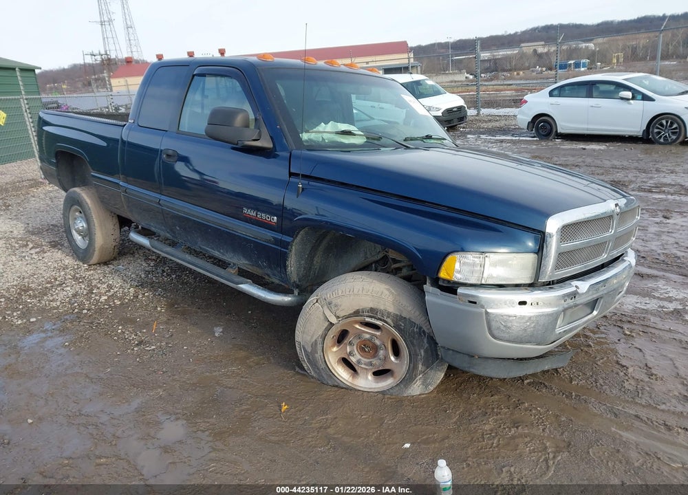 2001 DODGE RAM 2500 ST VIN: 1B7KF23651J284028