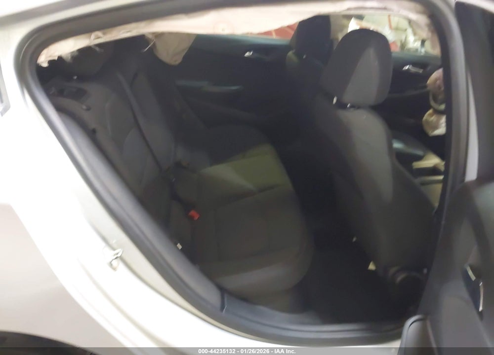 2018 CHEVROLET CRUZE LT AUTO VIN: 1G1BE5SM7J7179775