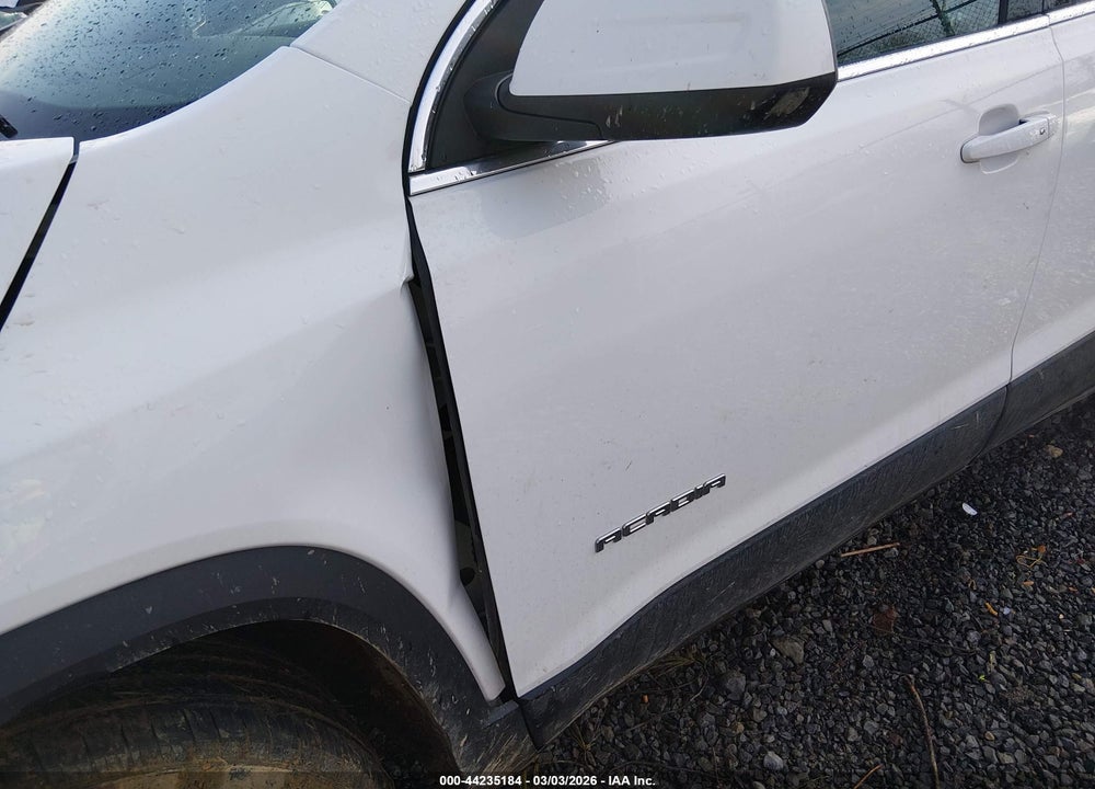 2018 GMC ACADIA SLE-2 VIN: 1GKKNSLSXJZ131845