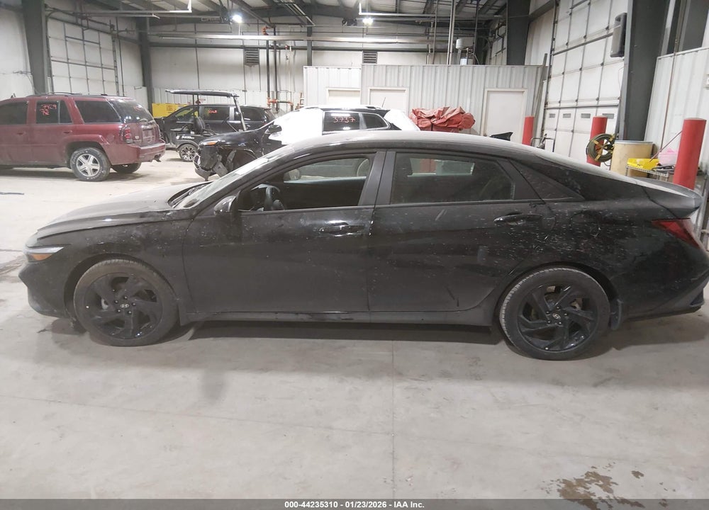 2026 HYUNDAI ELANTRA SEL SPORT VIN: KMHLM4DG1TU099579