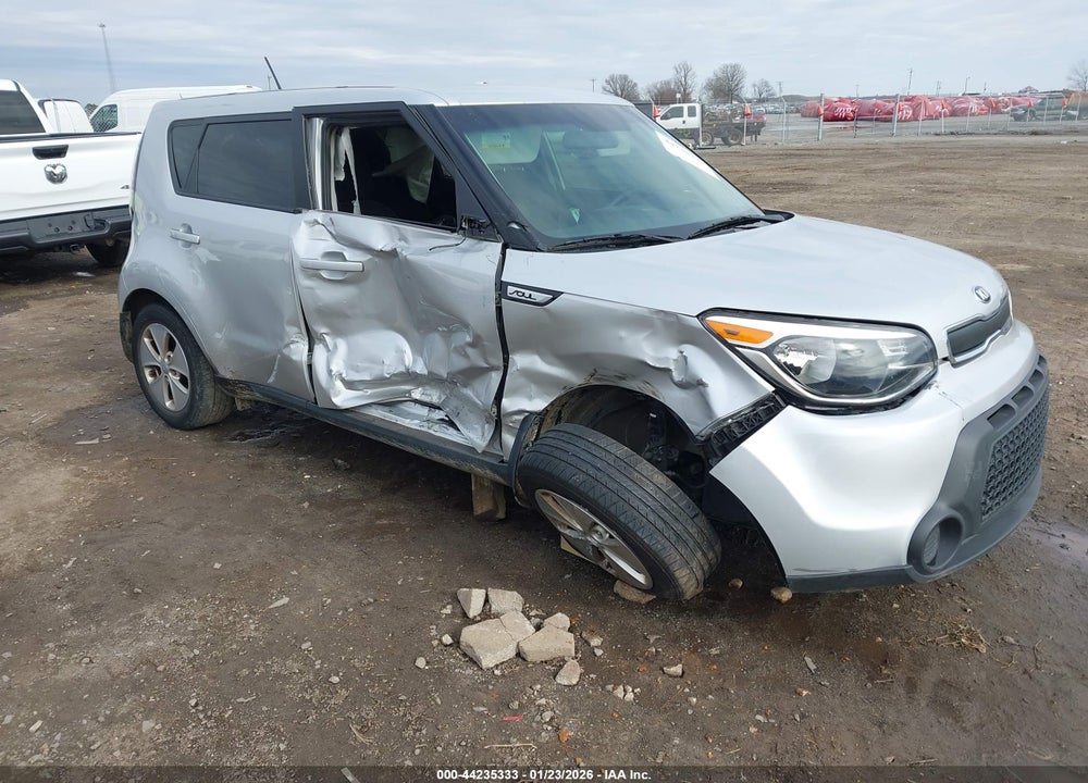2016 KIA SOUL VIN: KNDJN2A24G7823792