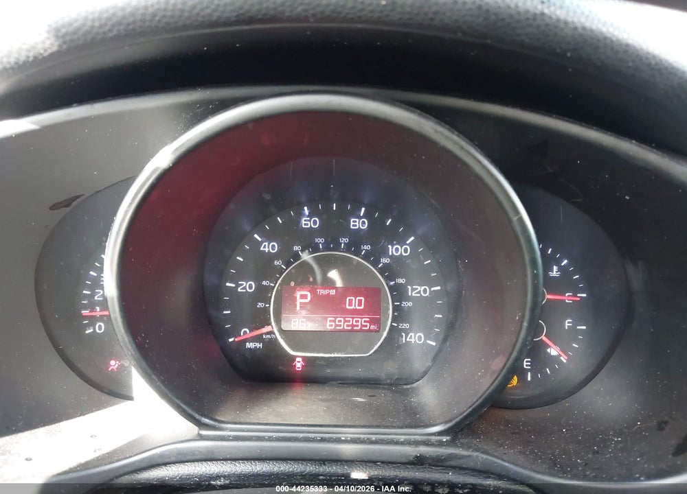 2016 KIA SOUL VIN: KNDJN2A24G7823792