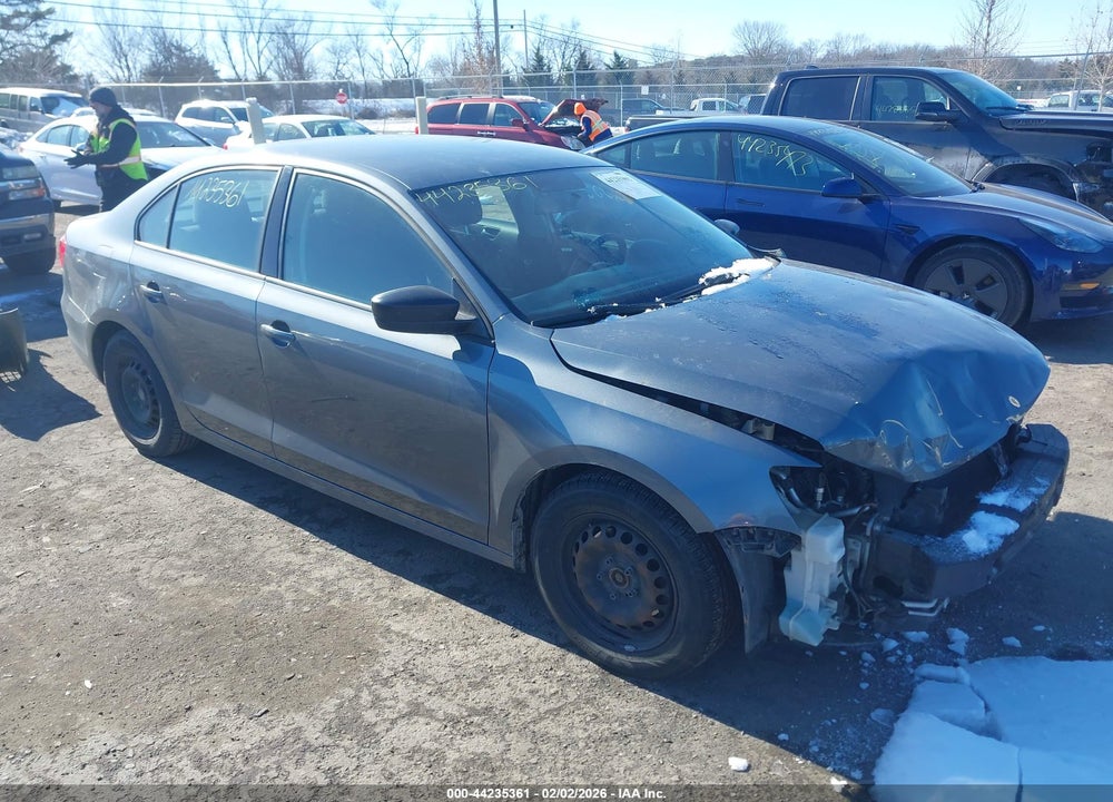 2014 VOLKSWAGEN JETTA 2.0L S VIN: 3VW2K7AJ7EM323000