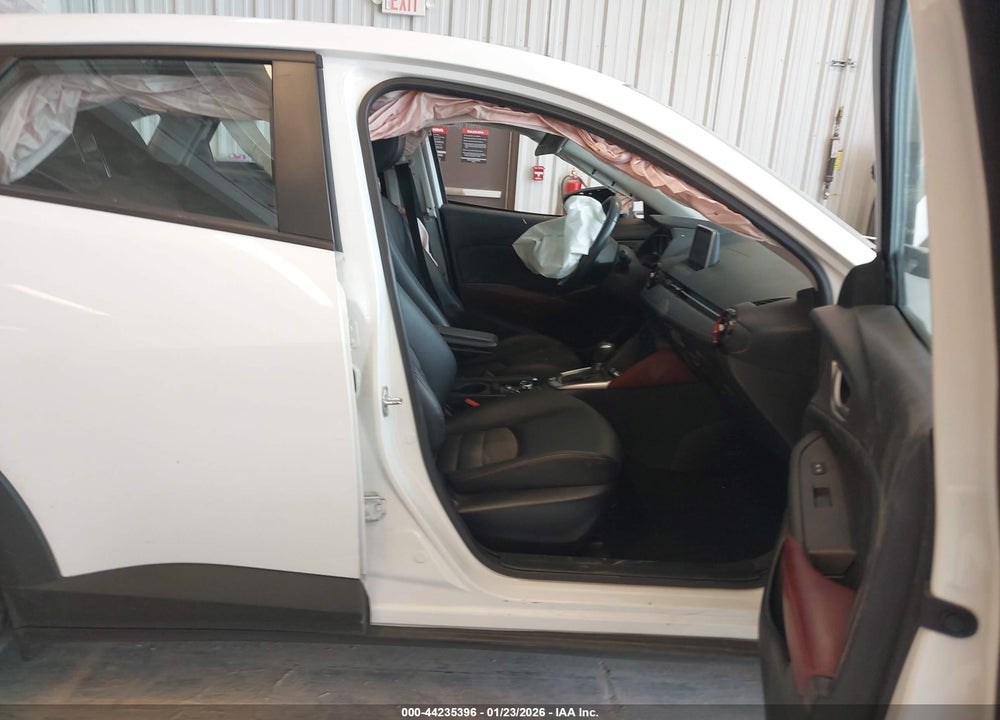 2016 MAZDA CX-3 TOURING VIN: JM1DKBC76G0120492