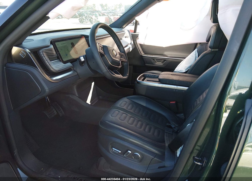 2025 RIVIAN R1S VIN: 7PDSGBBA6SN073927