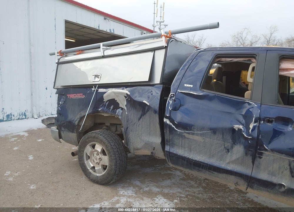 2011 TOYOTA TUNDRA GRADE 4.6L V8 VIN: 5TFUM5F13BX027092