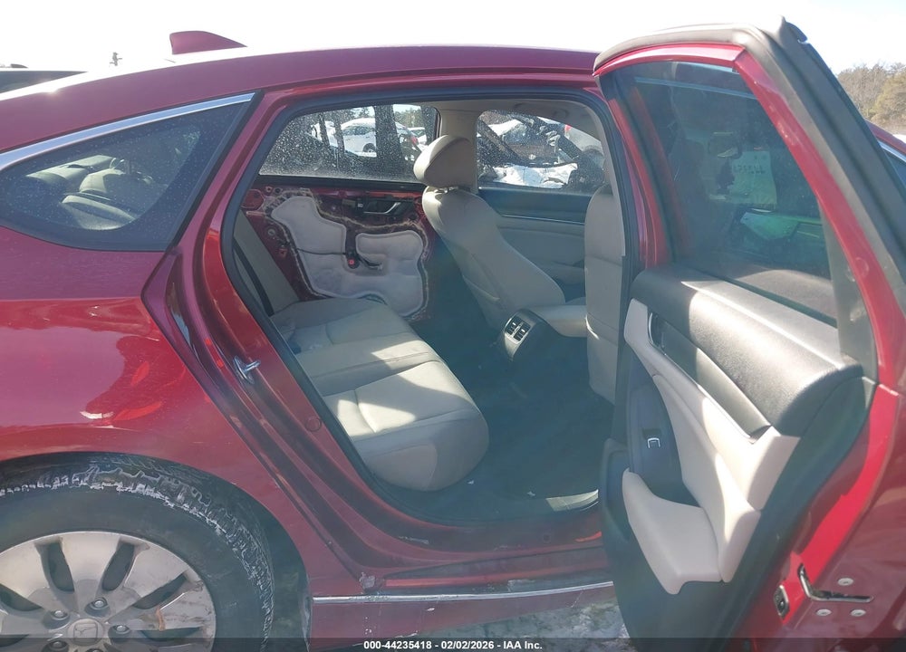 2018 HONDA ACCORD EX VIN: 1HGCV1F40JA220525